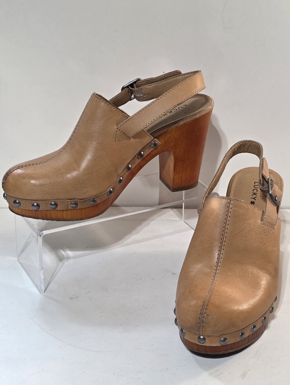 LUCKY BRAND TAN LEATHER STUDDED PLATFORM SLINGBACK CLOGS SZ 6.5